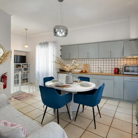 Paxos Center *