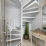 Paxos Center Apartment *