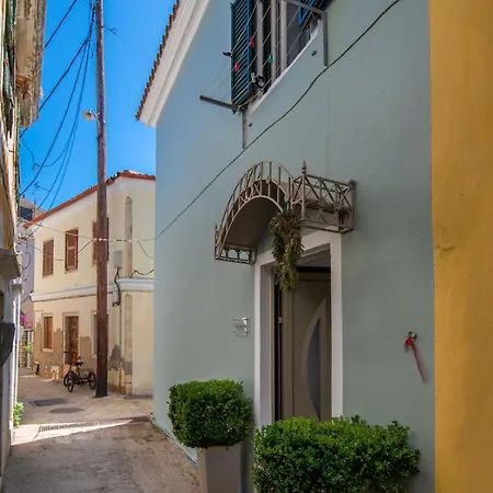 Paxos Center Apartment *